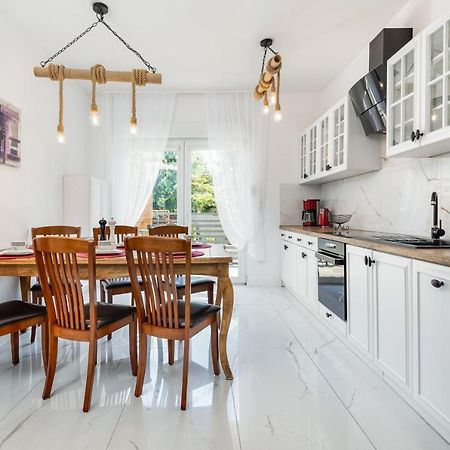 Jantar Apartamenty Sobieskiego โควอบเซก ภายนอก รูปภาพ
