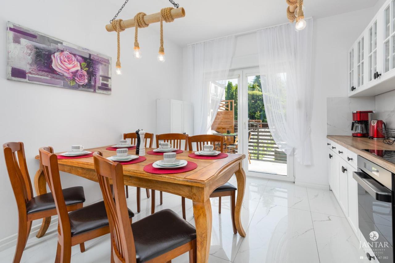 Jantar Apartamenty Sobieskiego โควอบเซก ภายนอก รูปภาพ